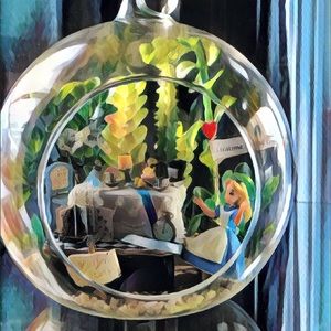 Meet your Posher, Debbie